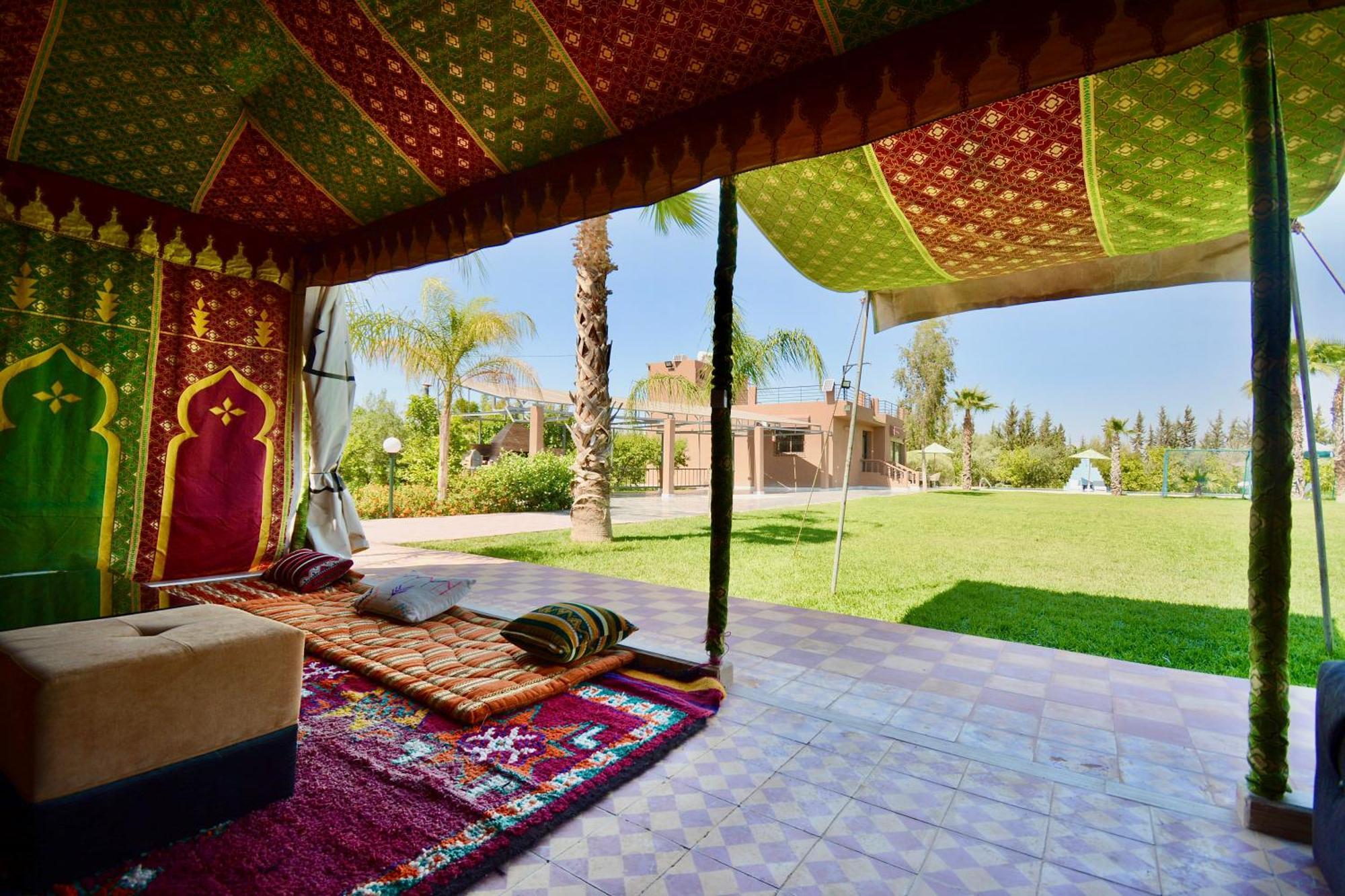 Ferme De Vacances Avec Une Grande Villa A Marrakech マラケシュ エクステリア 写真
