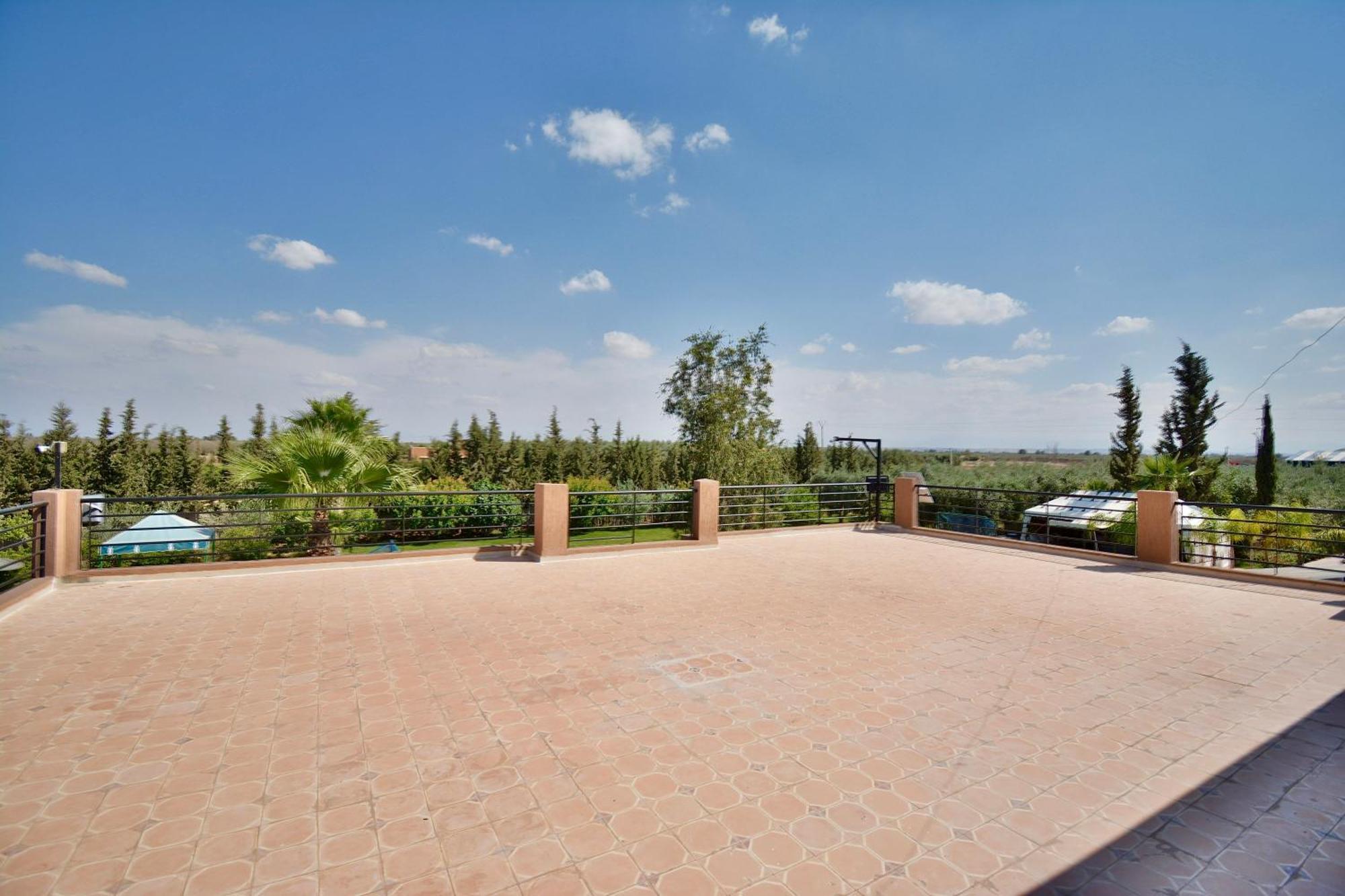 Ferme De Vacances Avec Une Grande Villa A Marrakech マラケシュ エクステリア 写真